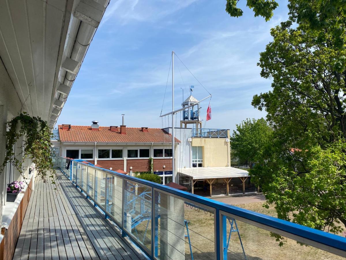 Yacht Club Bed & Breakfast